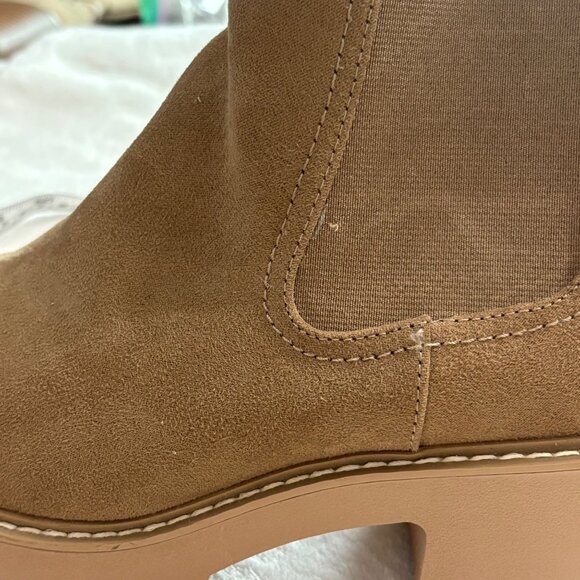 Universal Thread Tan Chunky Heel Ankle Boots Womens Size 7.5 Faux Suede - Picture 12 of 16
